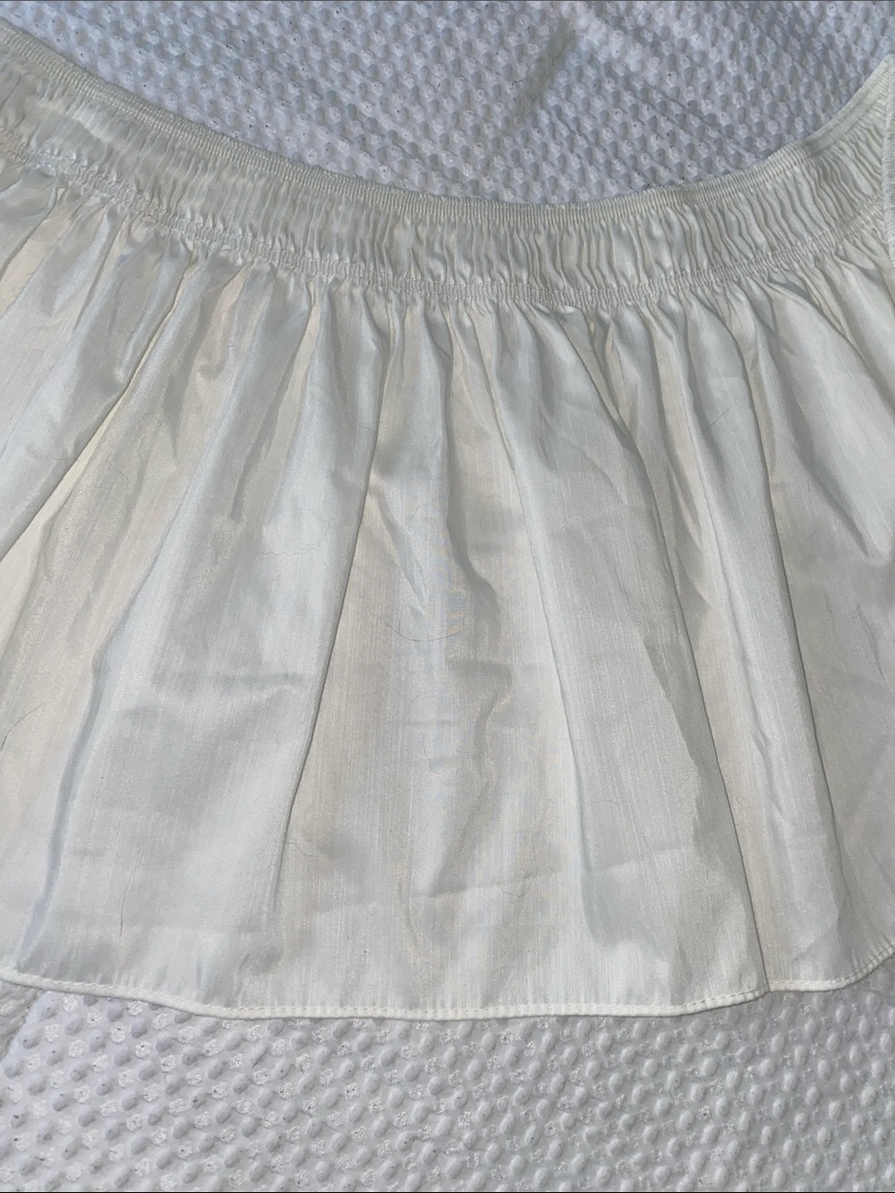 Biscayne Bay King Bed Skirt White Wrap Around Ruffled Adjustable 15 Inch Drop